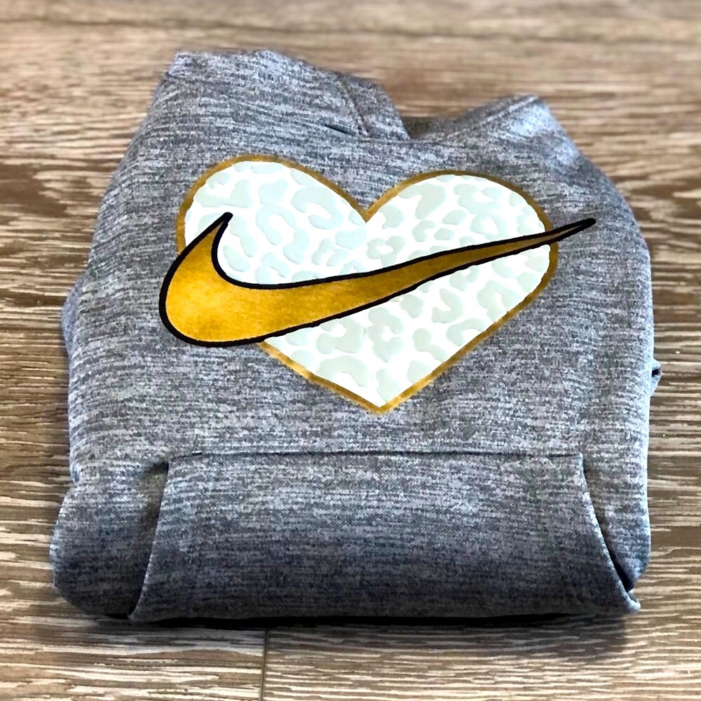 Girls Nike Gray and Gold Dri-Fit Pullover Hoodie Sweatshirt - Picture 2 of 7